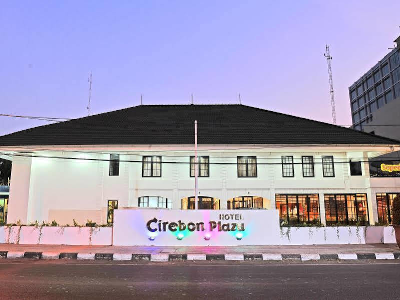 Hotel Cirebon Plaza Exterior photo